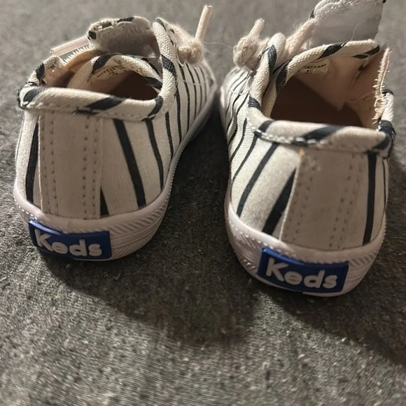Keds White and Black Classic Toddler Sneakers - Picture 3 of 6